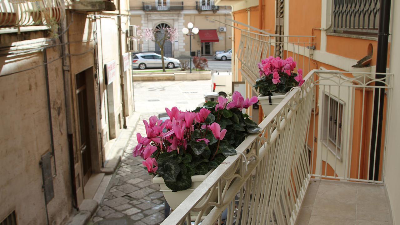 Porta San Michele Villa Гравина ин Пулия Екстериор снимка